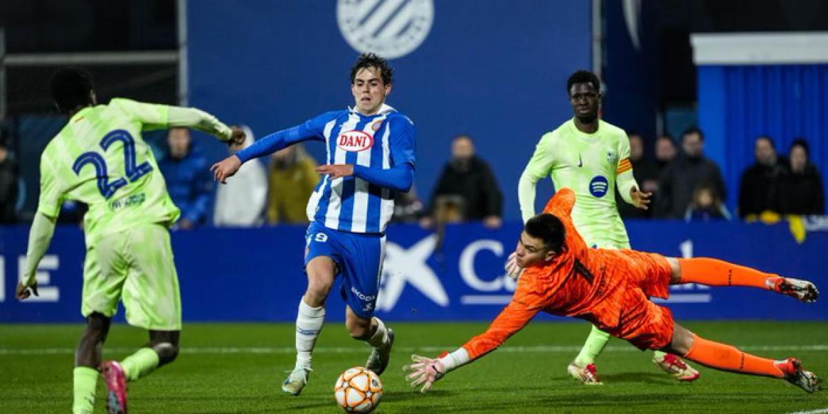 Manita del Espanyol de 2ª RFEF a un híbrido del fútbol base del Barça