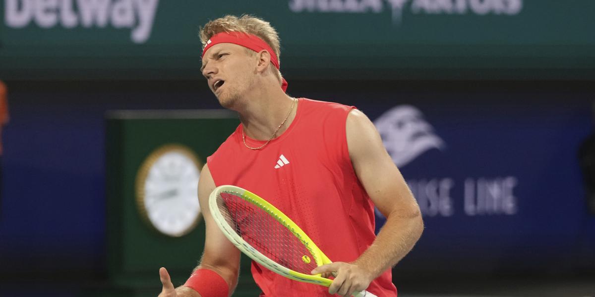 Zverev, Sabalenka y Gauff avanzan por la vía rápida; Davidovich y Tirante dicen adiós