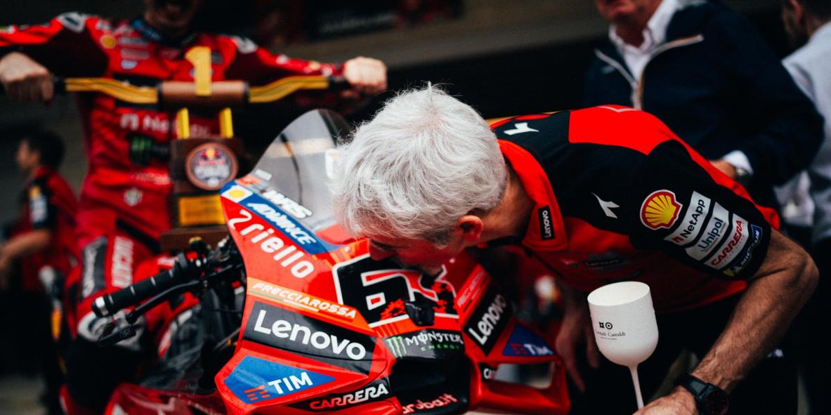 DallIgna, la cabeza pensante de Ducati, desvela lo que implica el error de Márquez en Bagnaia: Huele a liberación