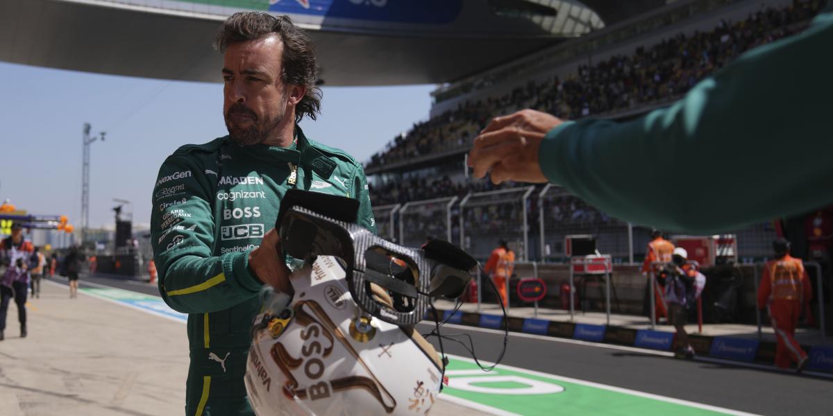 Aston Martin saca a la luz el motivo que provocó el fallo de frenos que dejó a Alonso KO en China