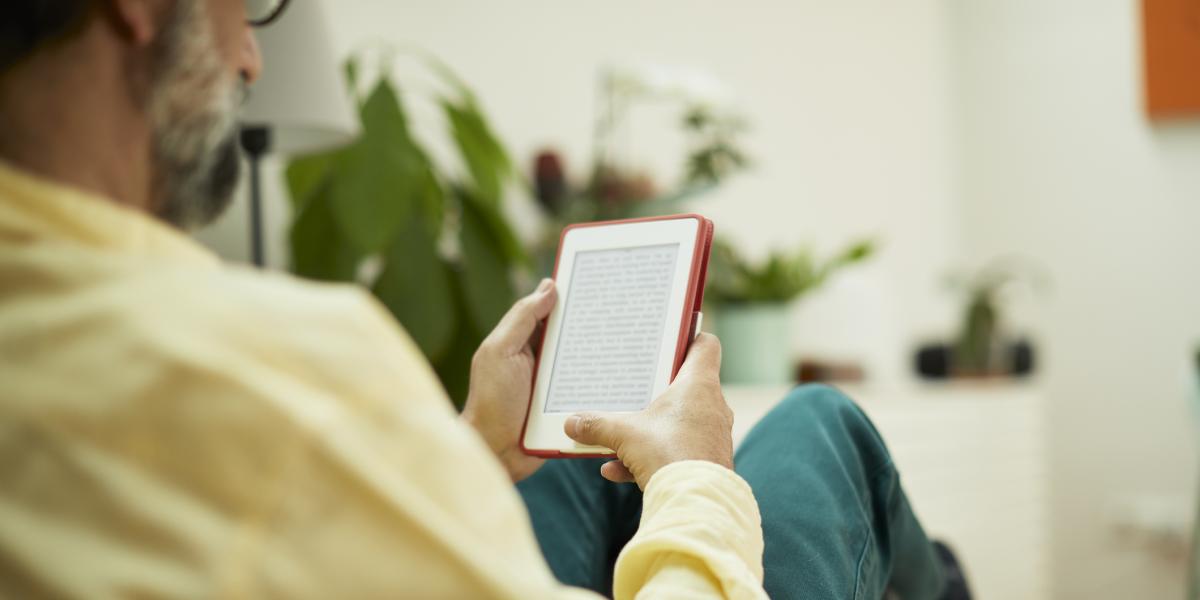 Sant Jordi se moderniza: el libro electrónico que arrasa en ventas y que es casi 50€ más barato que el Kindle de Amazon