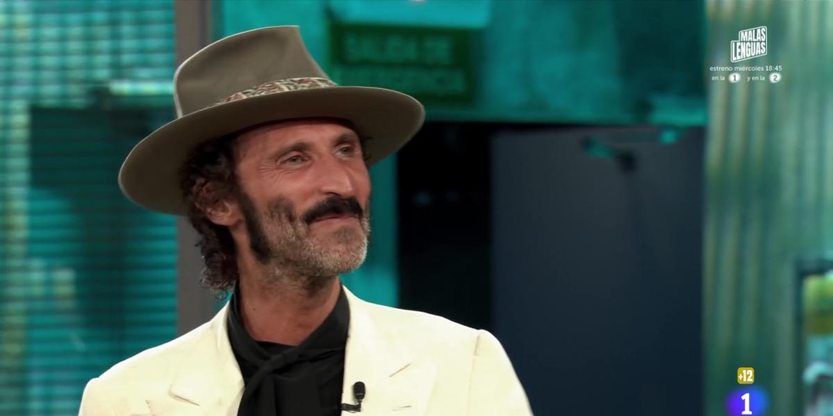 Leiva deja en shock a la audiencia de RTVE al mostrar en La Revuelta una foto completamente desnudo