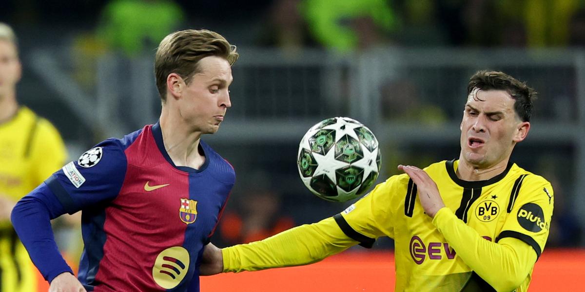 De Jong se multiplica en Dortmund