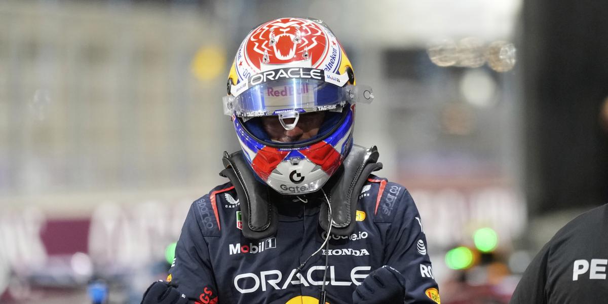 Sábado de resurrección para Verstappen con pole milagrosa y desastre de Norris: accidente contra el muro