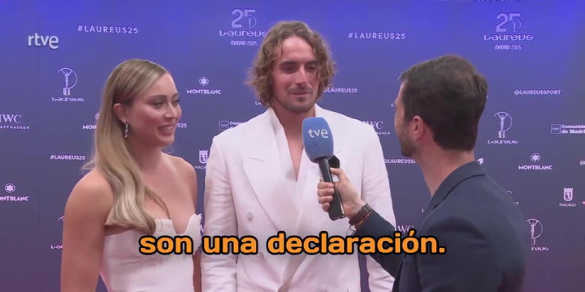 ¿Campanas de boda? Tsitsipas y Badosa brillan de blanco en los Laureus