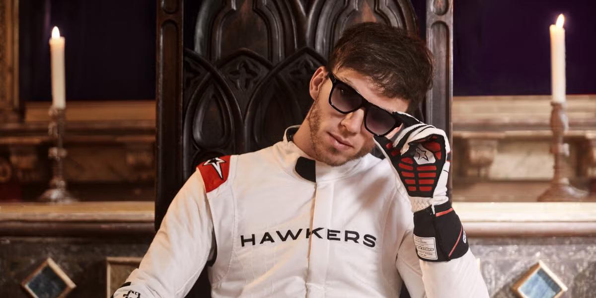 Hoy puedes conseguir las gafas Hawkers de Pierre Gasly por menos de 20 euros