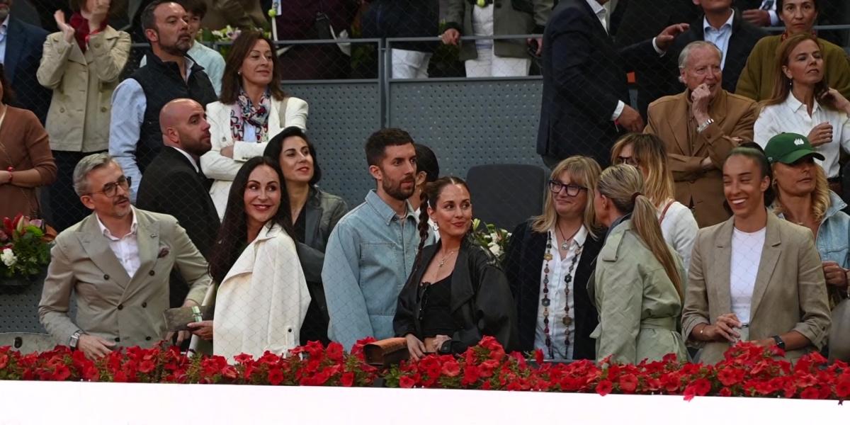 David Broncano y Silvia Alonso acaparan todas miradas en el Mutua Madrid Open: todos los famosos que han asistido a la final femenina