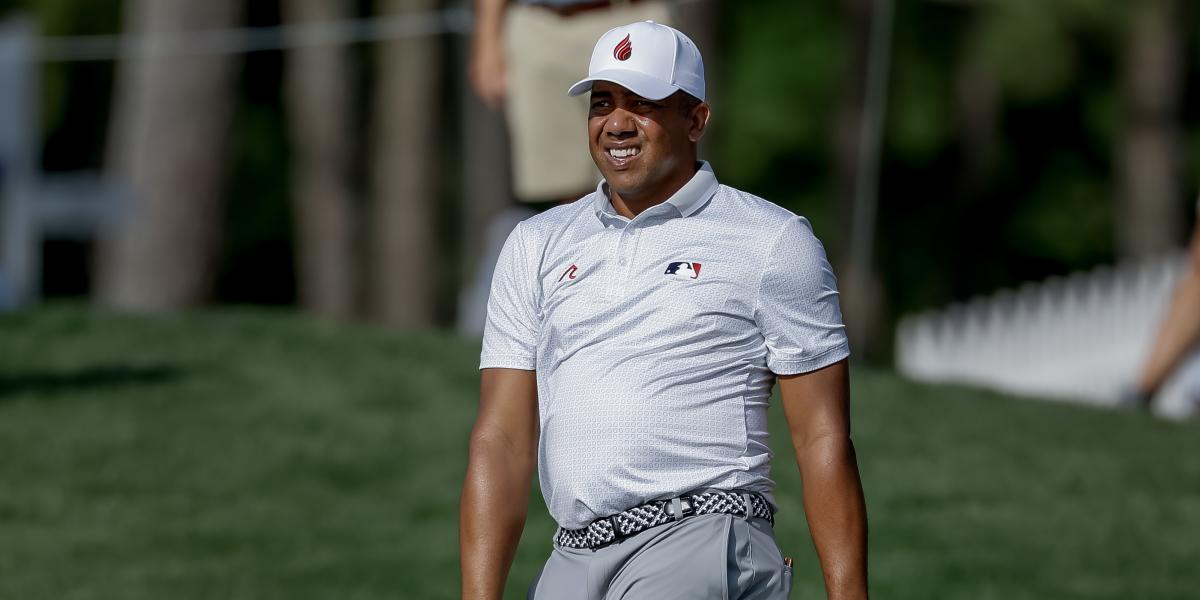 Jhonattan Vegas manda en el Campeonato de la PGA con un brillante -7