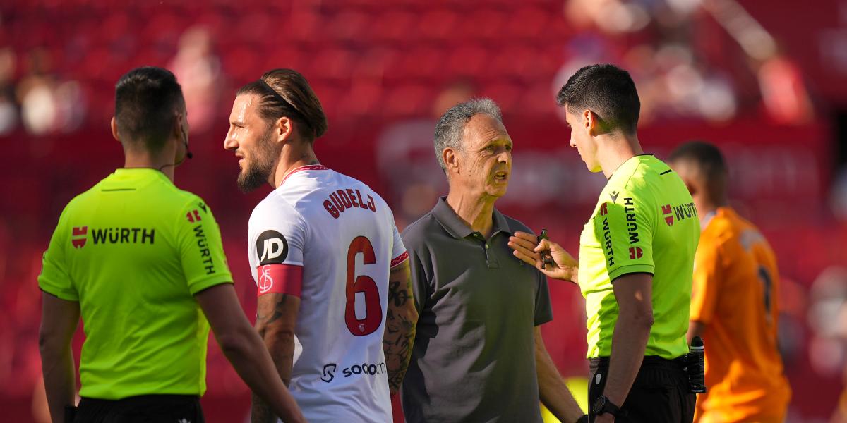 Caparrós: El VAR llegó para mejorar el fútbol y el efecto ha sido el contrario