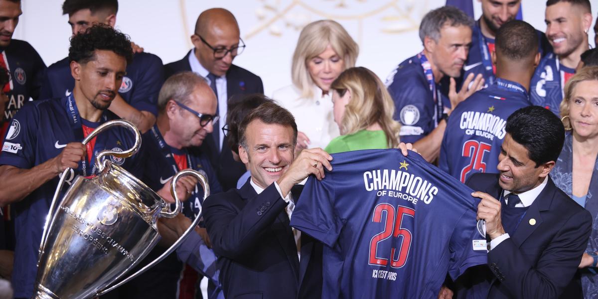 Macron, a un Luis Enrique ovacionado en el Elíseo: Gracias