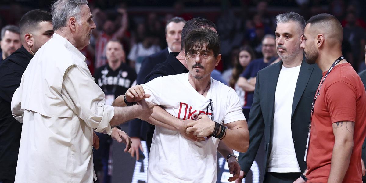 Castigo bestial en Grecia para el polémico Dimitris Giannakopoulos