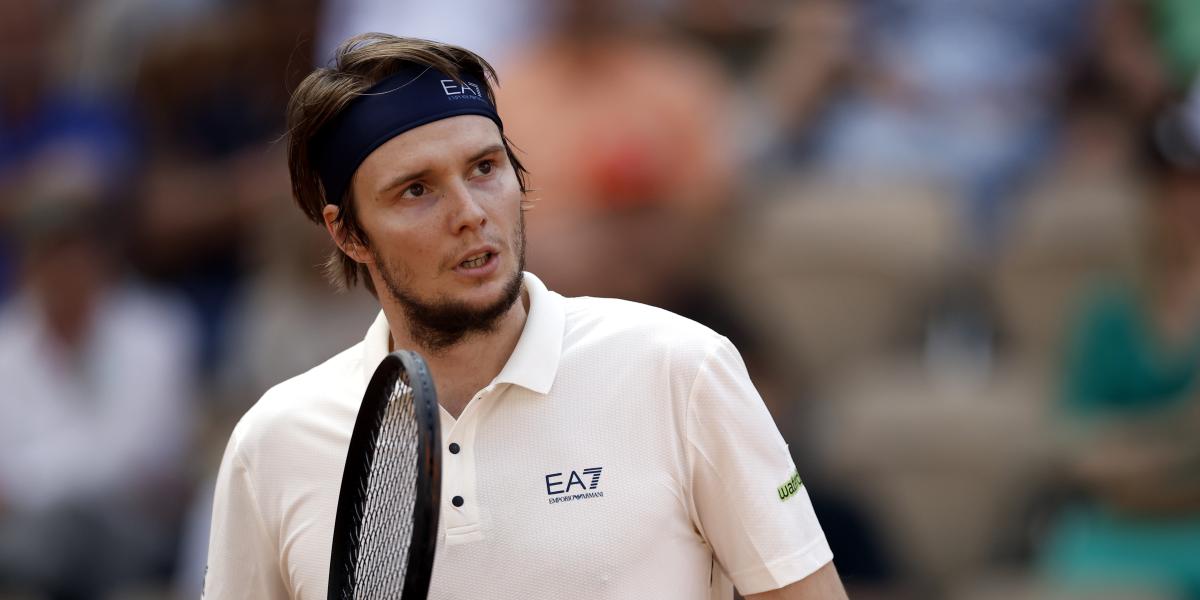 Bublik sigue en racha y suma en Hangzhou su cuarto título del año