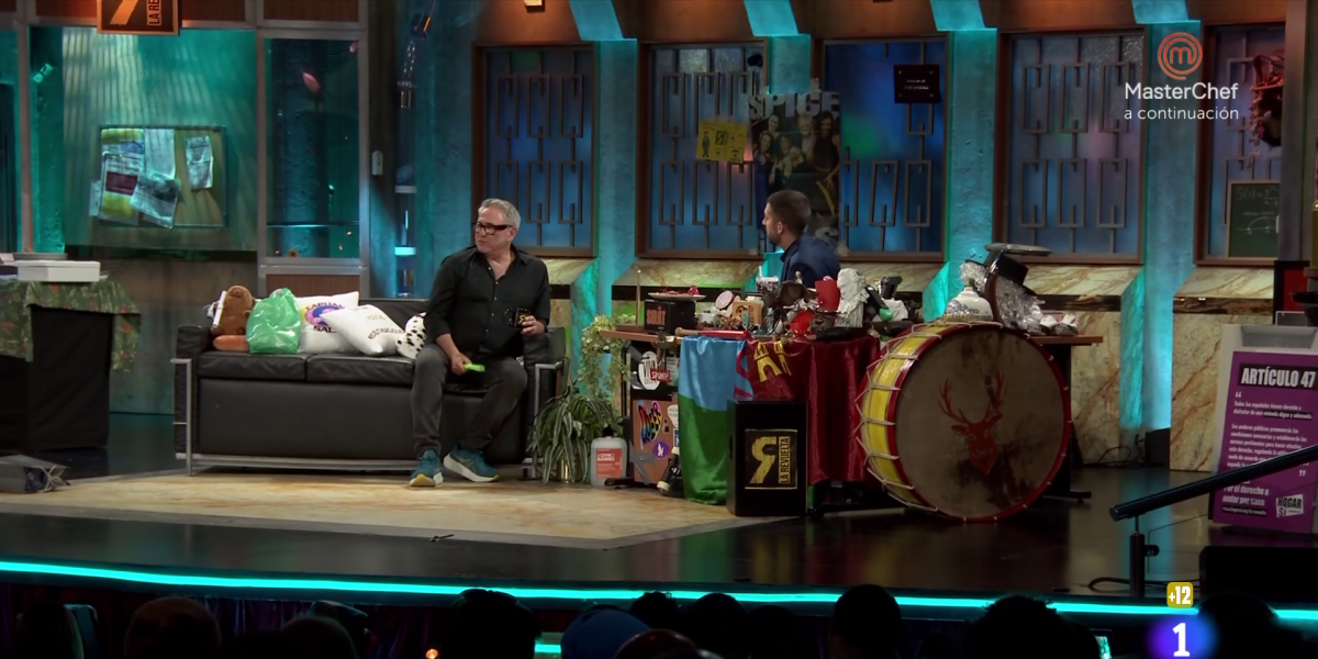 El público de La Revuelta se duerme (literalmente) con la entrevista de David Broncano a Sergi López