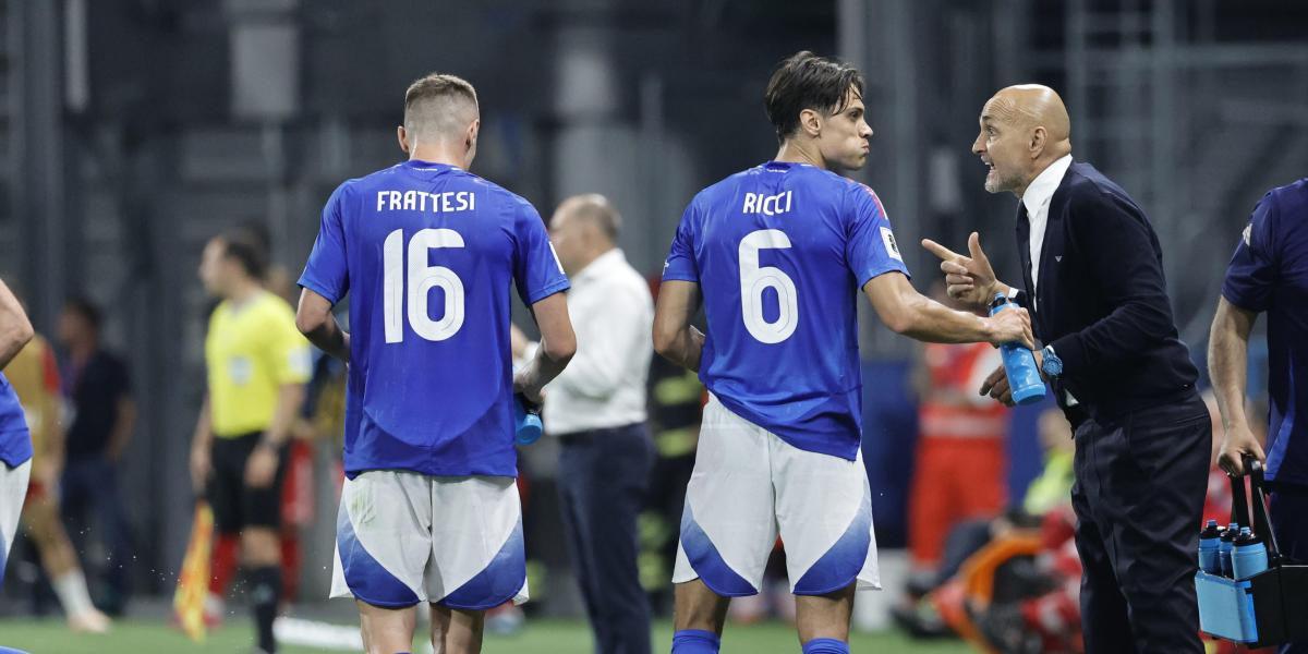 2-0: Spalletti salva su despedida e Italia gana a Moldavia