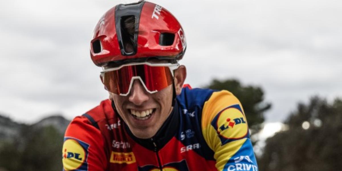 Héctor Álvarez (18 años) brilla en la victoria de Del Toro en Austria en una mejorada versión de Aleix Espargaró