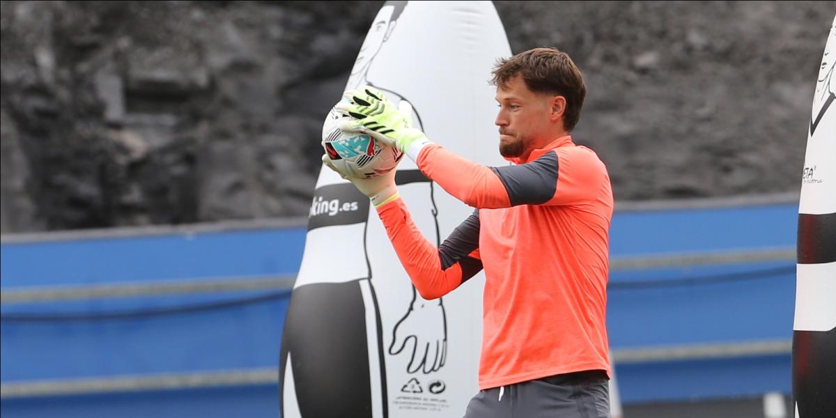 Álex Remiro dijo no a dos grandes ofertas de la Premier League inglesa