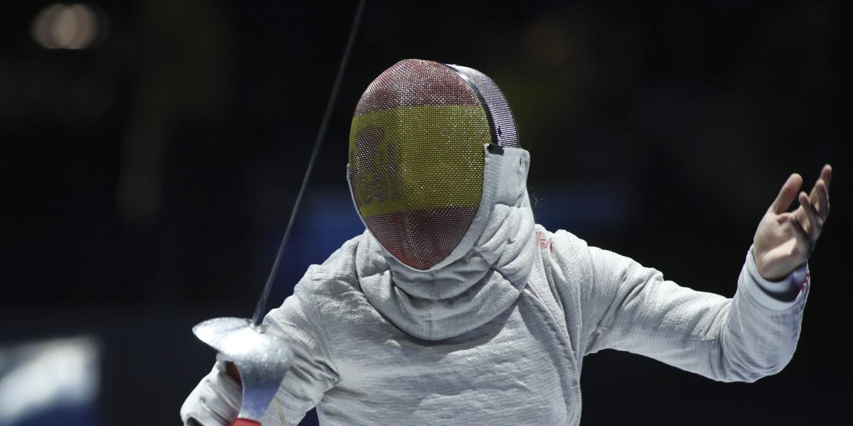 Araceli Navarro alcanza los octavos de final en sable femenino, pero cae eliminada por la francesa Tori