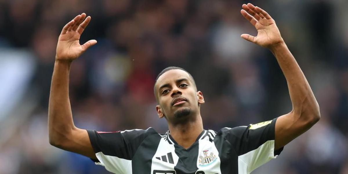 Máxima tensión con Isak: ¡el Newcastle lo aparta del primer equipo!