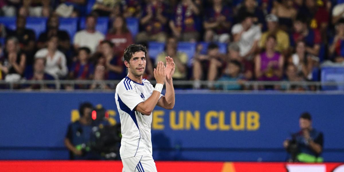 Cesc Fàbregas toma una importante decisión con Sergi Roberto y Morata