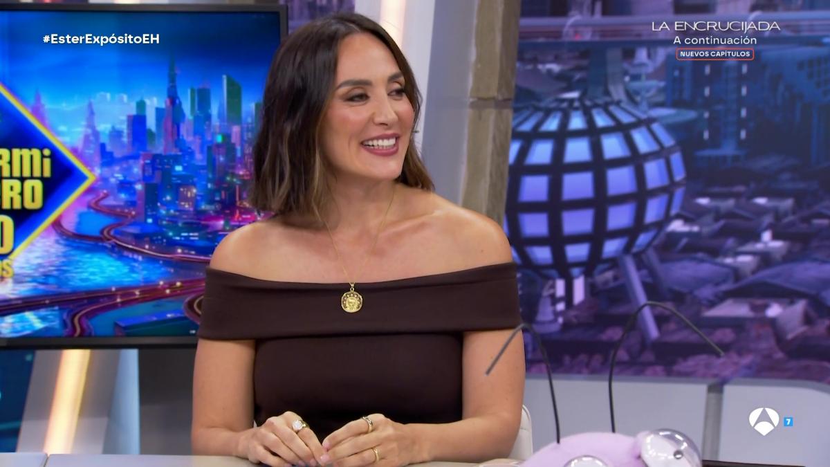 El momento tierra, trágame de Tamara Falcó: las redes se ríen por lo que llega a publicar