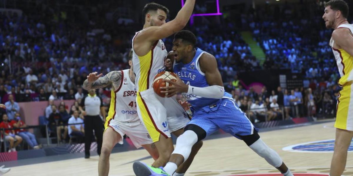 86-90: España vive su jueves negro y queda eliminada