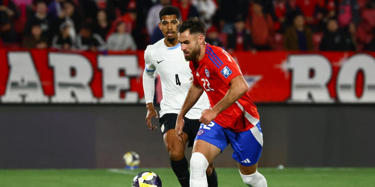 El plan Bielsa que le puede ir bien al Barça: Araujo, primera opción de salida de atrás