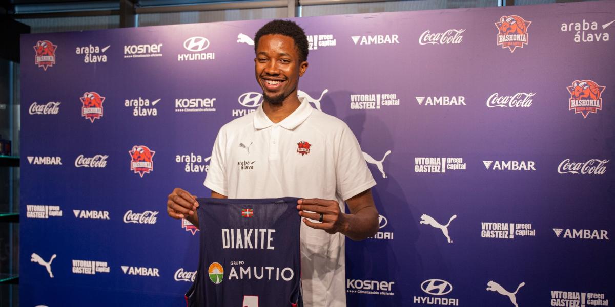 El baskonista Diakité recibe el alta hospitalaria y se recuperará en Vitoria
