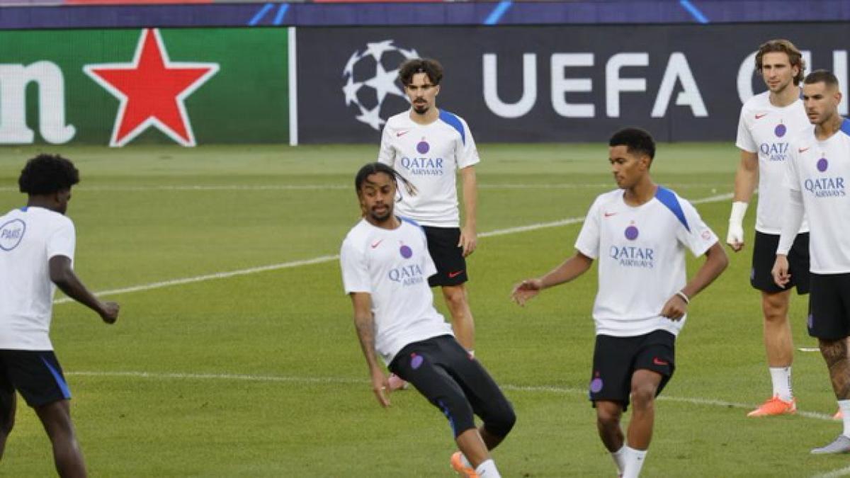 Vitinha, principal foco de atención en el último test del PSG