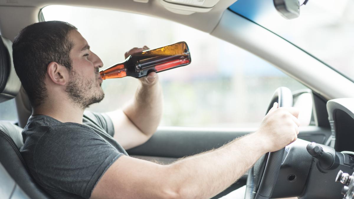 Cuidado con esta fruta: comerla antes de conducir puede hacerte dar positivo en un alcoholímetro