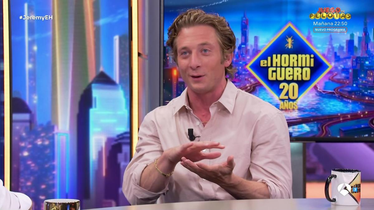 Jeremy Allen White (34), actor, sobre su papel en The Bear: “He pasado mucha vergüenza cocinando, me pidieron que trinchara un pavo y salió fatal”