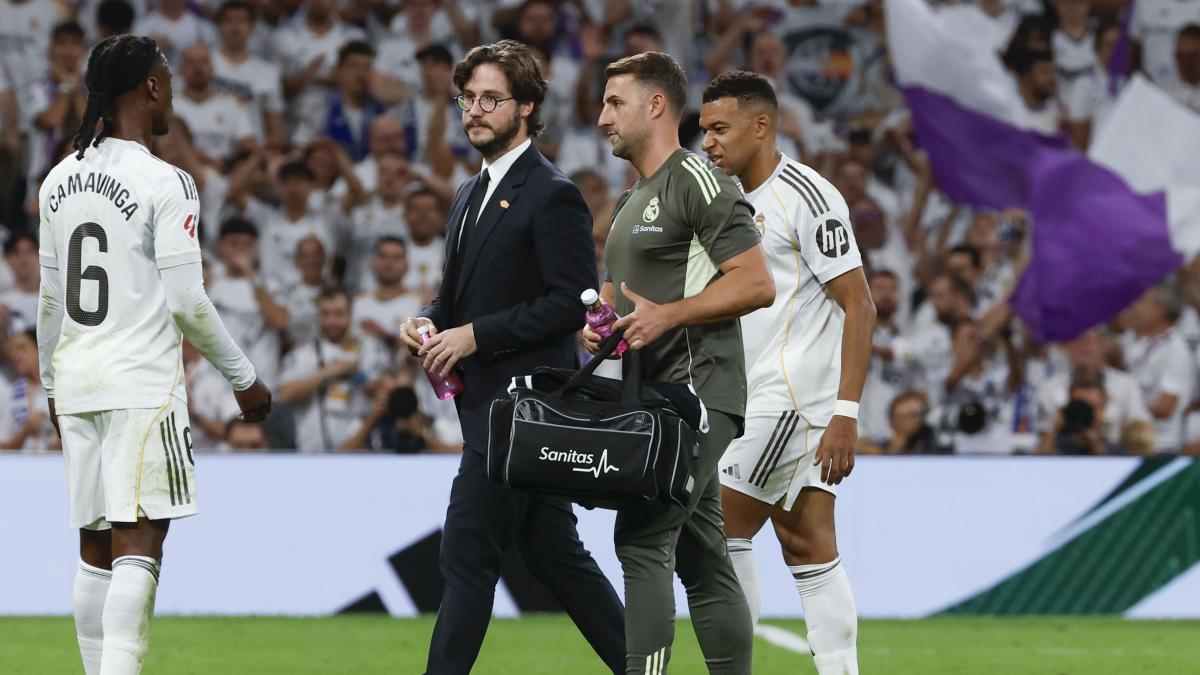 Mbappé, entre algodones