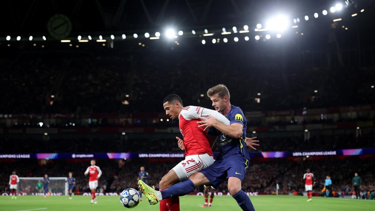 Multa de 40.000 euros al Atlético por racismo y lanzamiento de objetos en Londres