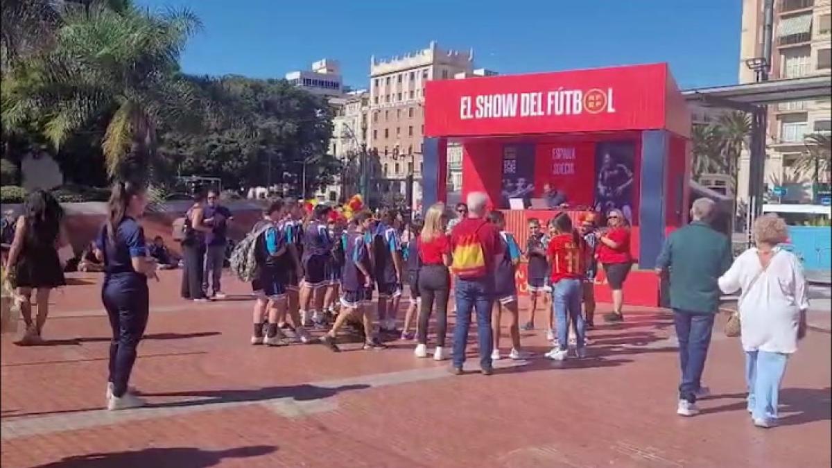 La afición de España ya tiene la Fan Zone repleta de actividades antes de las semifinales ante Suecia