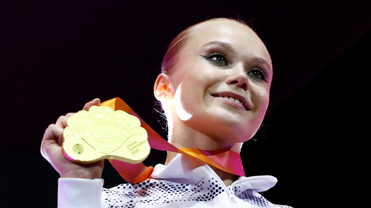 Melnikova, campeona del mundo de concurso completo con Petisco en el top15