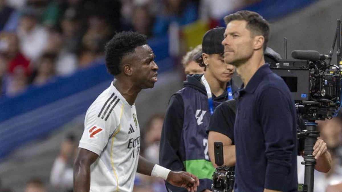 Ha conseguido que estemos hablando de su niñería y gilipollez