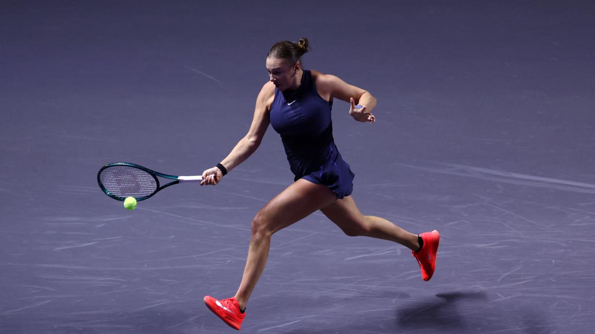 Anisimova vence a Swiatek y se hace con el billete a las semifinales de las WTA Finals