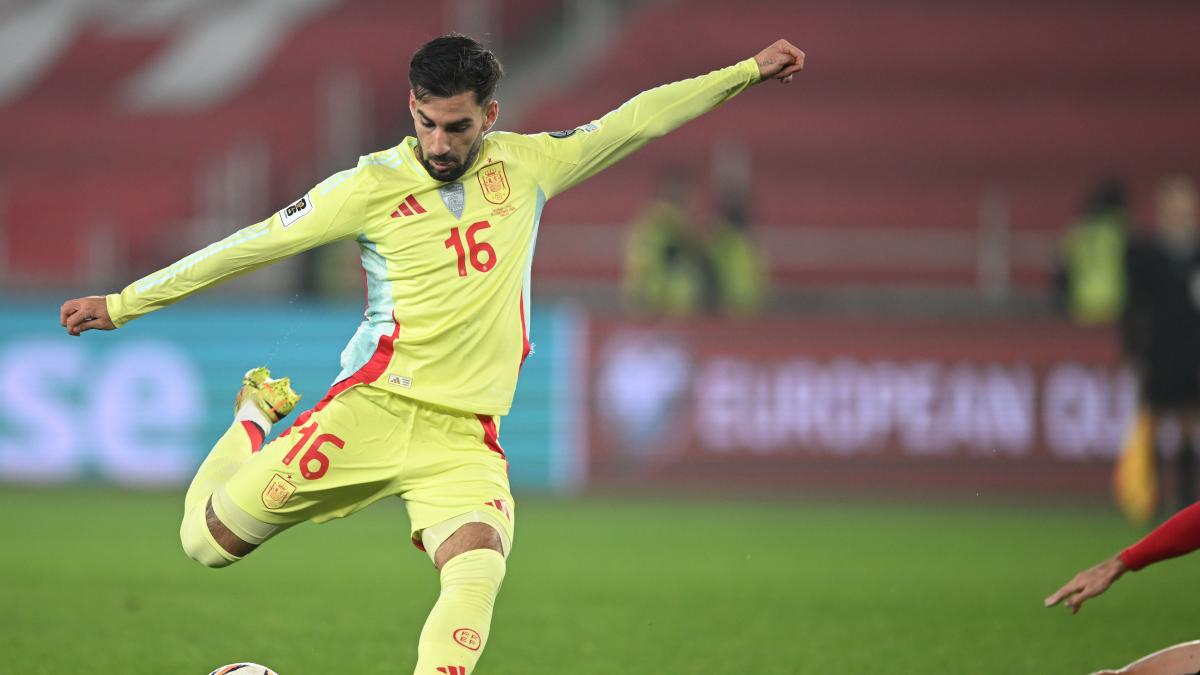 Baena, Barrios y Llorente participaron en otra goleada de la Roja