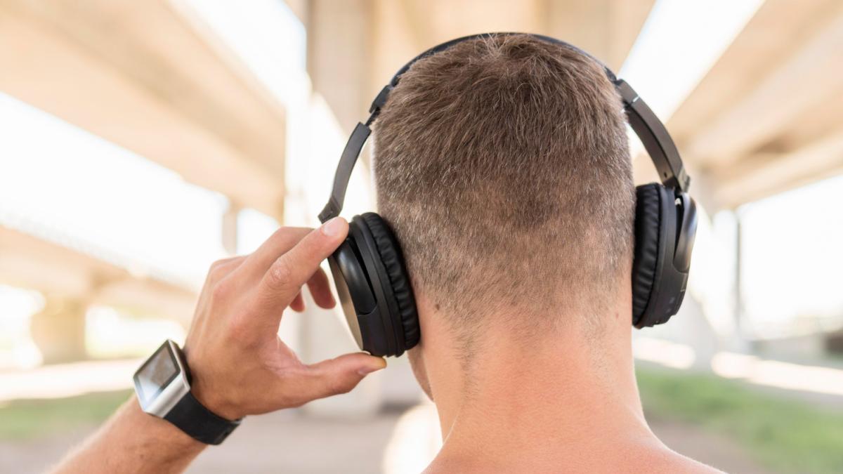 Los auriculares de Sony, JBL y Soundcore que muchos están fichando antes del Black Friday para el día a día