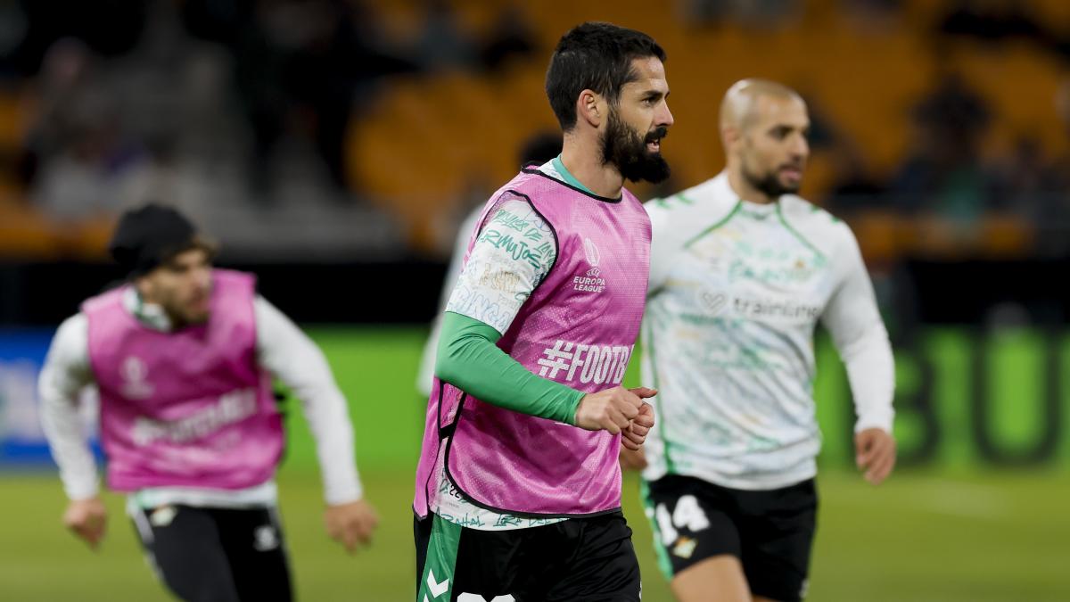 ¡El Betis se pronuncia por la lesión de Isco tras la patada de Amrabat!