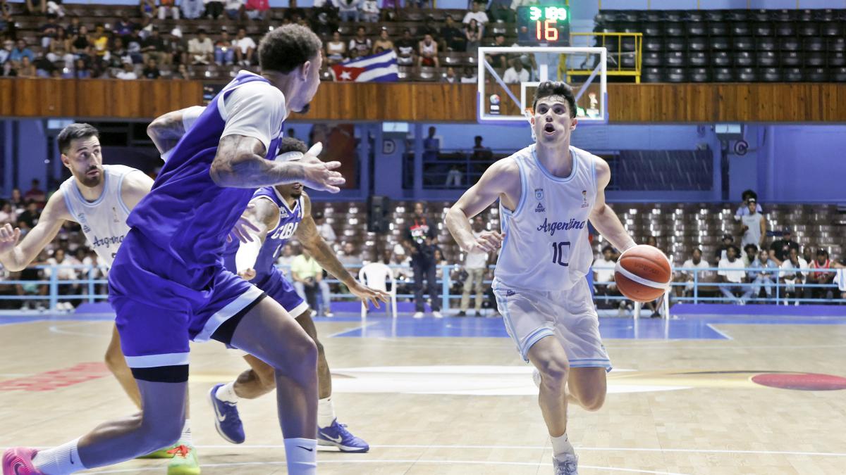 Argentina y Brasil arrancan con victoria en la fase de clasificación para el Mundial