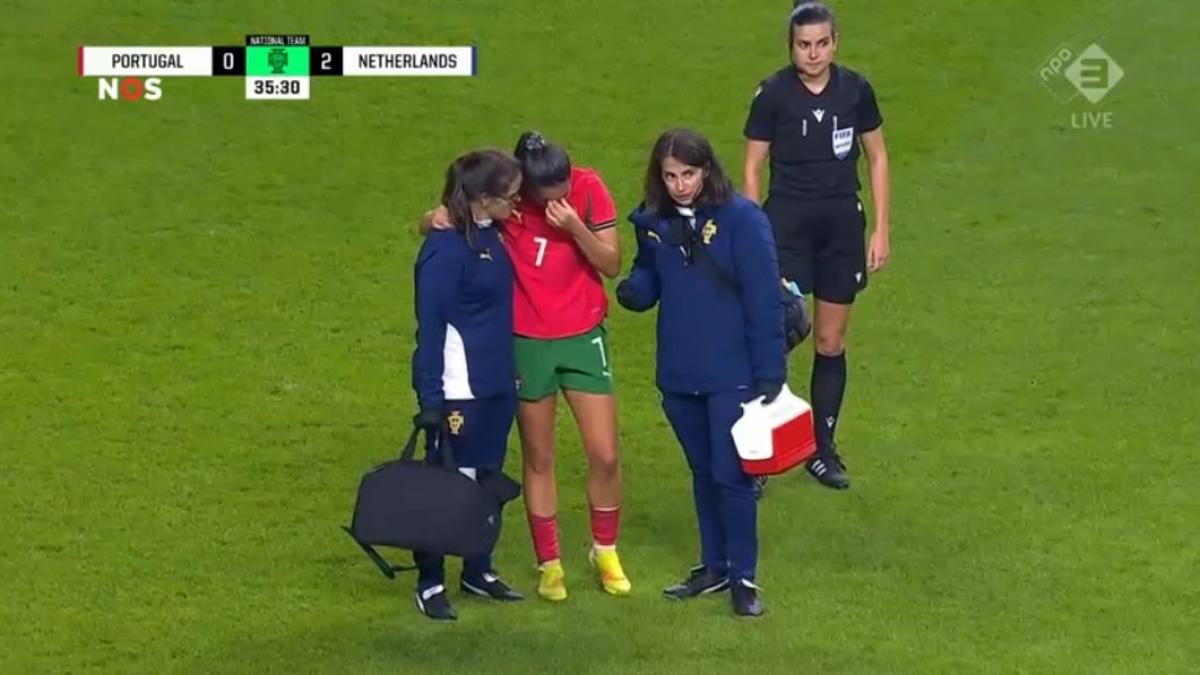 El virus FIFA deja a Kika Nazareth entre lágrimas