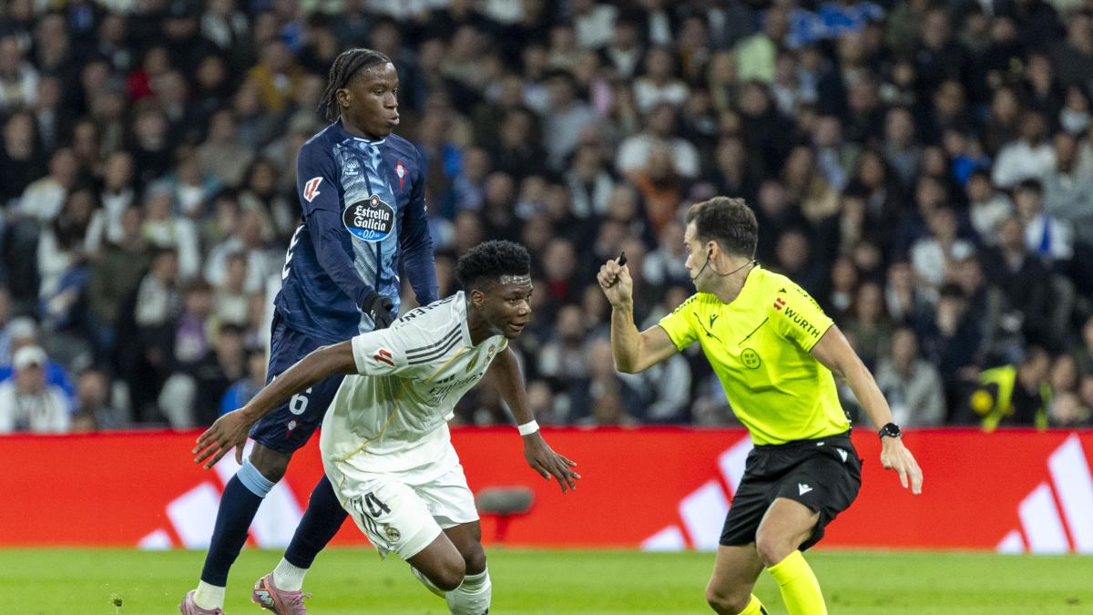 ¡Festival de tarjetas rojas en el Bernabéu y tangana con el árbitro!