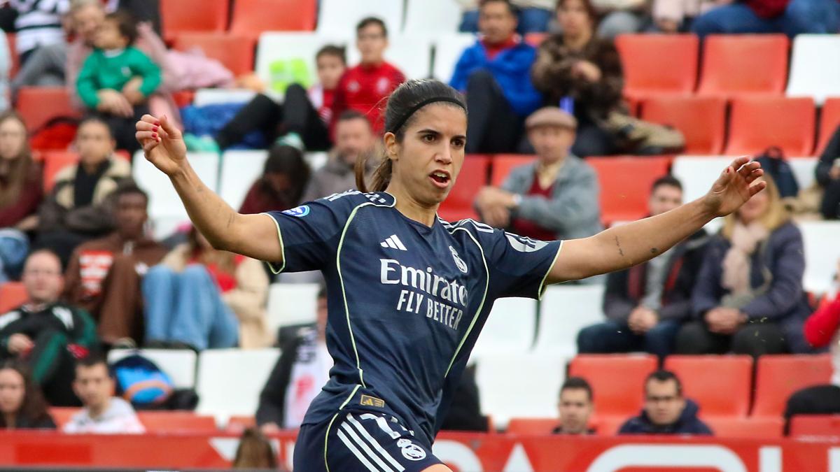 0-3: El Real Madrid gana en Granada y cierra el año liguero con paso firme