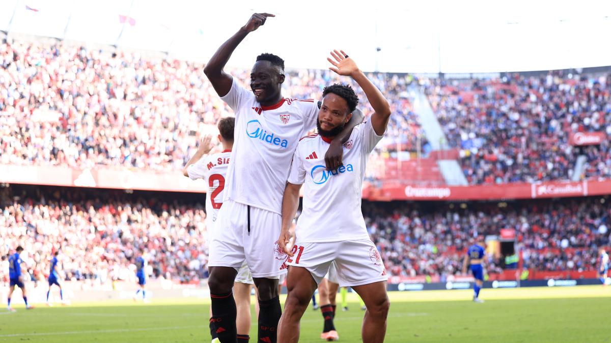 El Sevilla se da una alegría al ritmo de Akor Adams