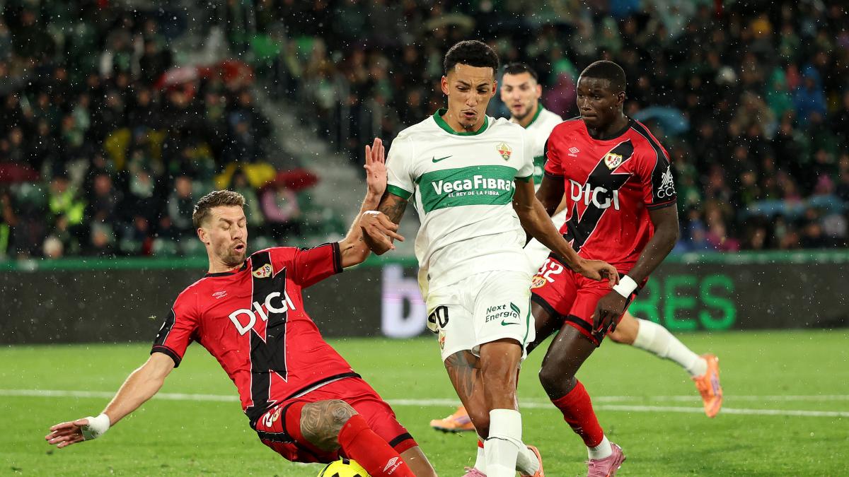 Elche 4 - 0 Rayo Vallecano: resumen, resultado y goles | LaLiga EA Sports