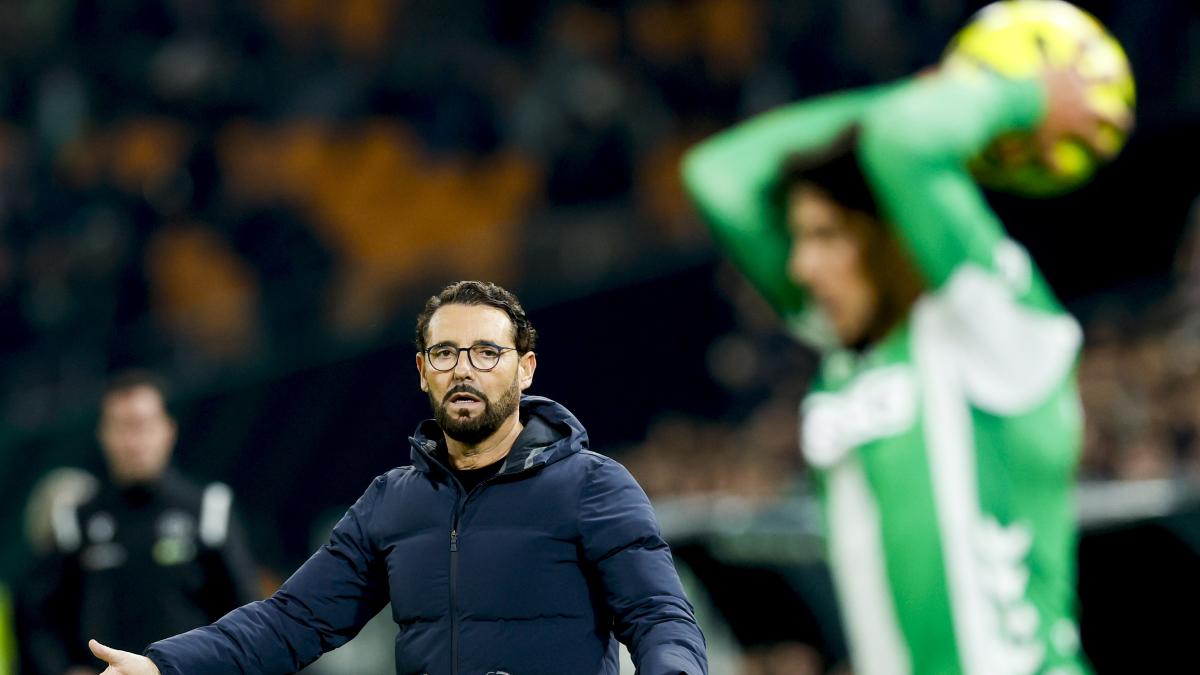 Los recursos son mínimos, la diferencia es abismal. Es complicado competirle al Betis