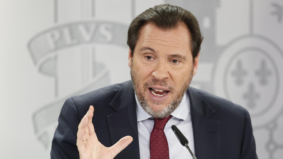 Óscar Puente: La situación es de tal calibre en Catalunya que hoy ha habido el derrumbamiento de otro muro en la línea R1