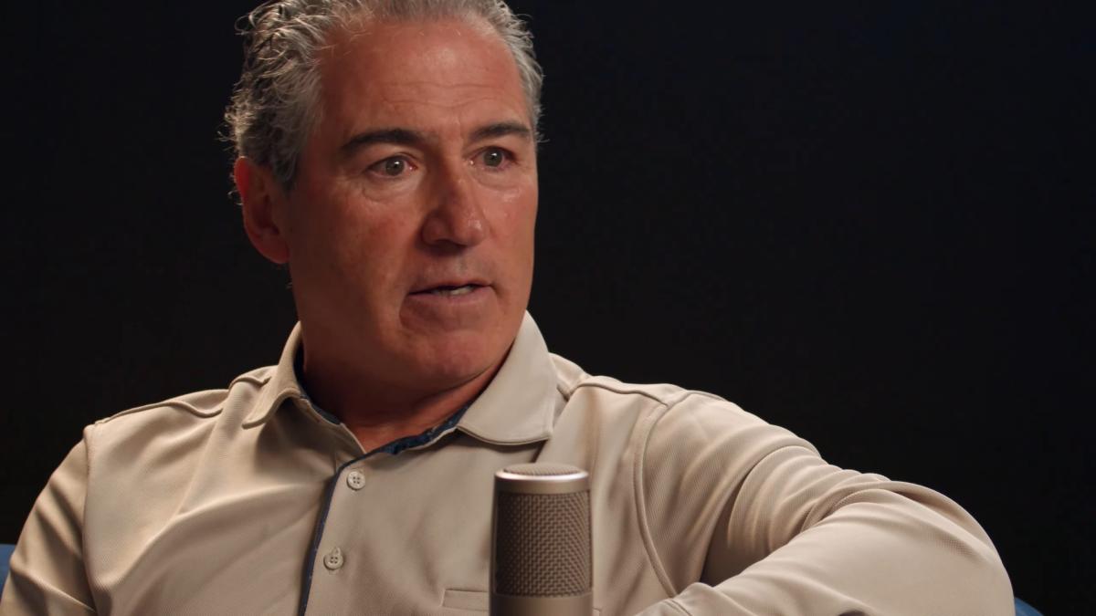 Ramón Vallés, piloto de avión: No podríamos aterrizar en una autopista, la hundiríamos totalmente. El peso del avión destrozaría el suelo