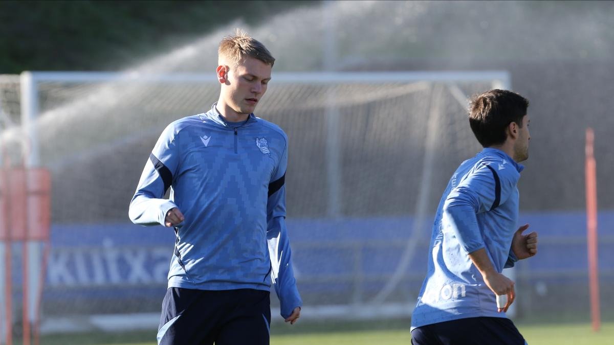 Matarazzo aprieta en Zubieta con su primera doble sesión y recupera a un futbolista