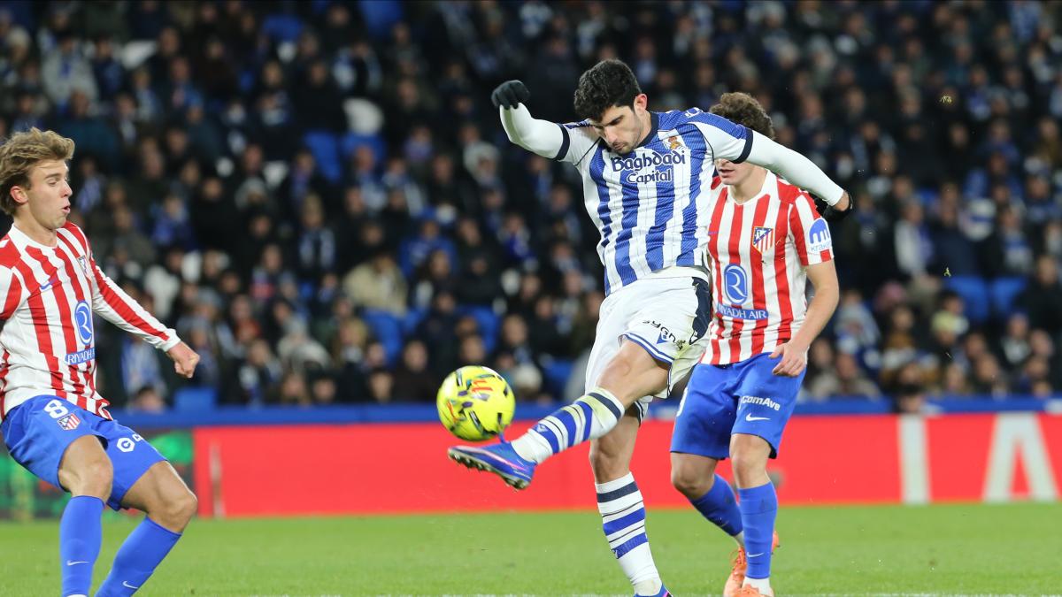 La Real mejora, da la cara y merece más con Matarazzo pero no gana al Atlético